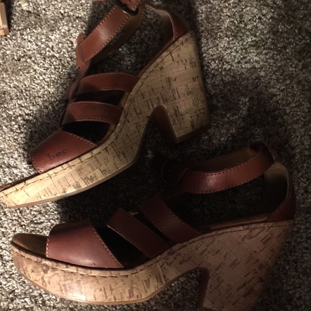 Size 10 b.o.c chunky heel